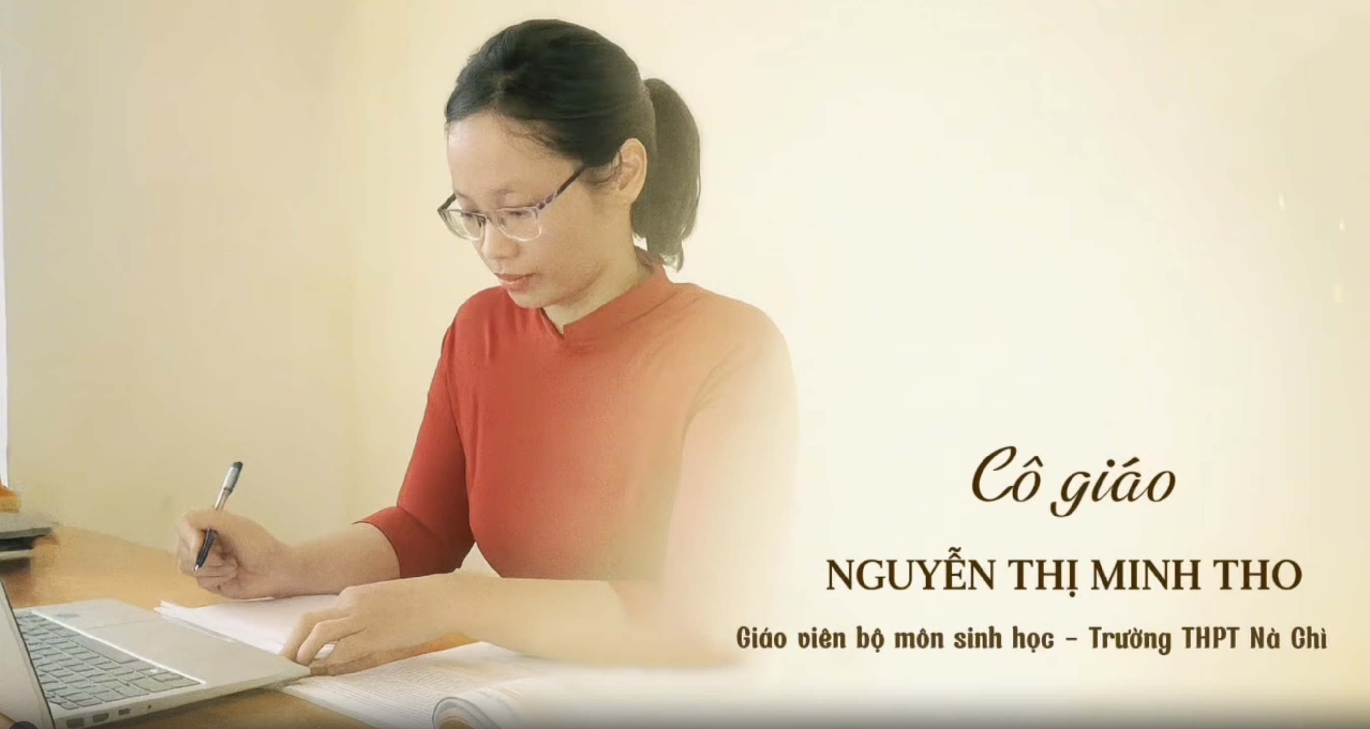Thầy cô trong mắt em - Cô giáo Nguyễn Thị Minh Tho